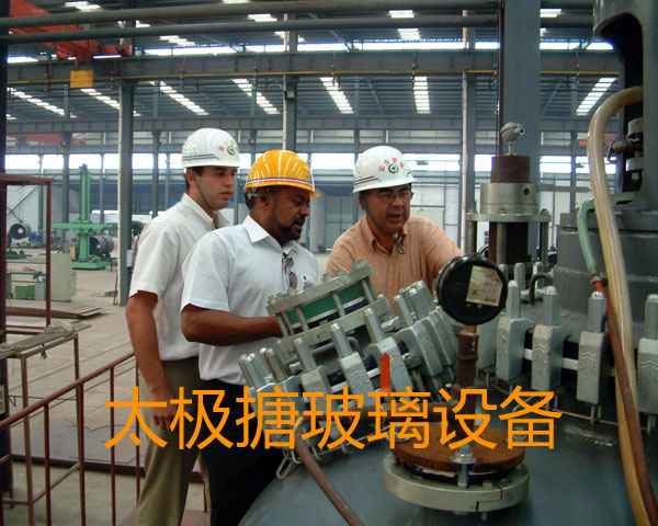 太極搪玻璃反應釜